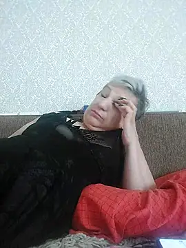StarNicole online show from July 14, 2026, 12:33 pm