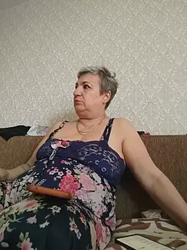 StarNicole online show from August 5, 2026, 5:56 am