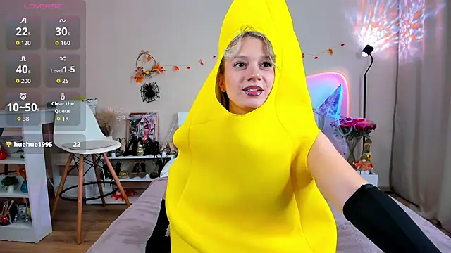 EmiSoul online show from October 31, 2025, 4:31 am