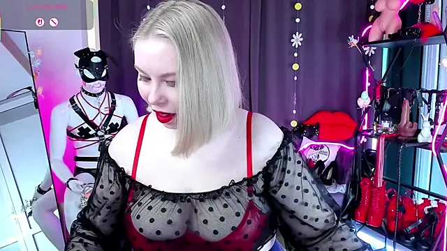 Anna Maxwell online show from March 31, 2026, 2:02 am