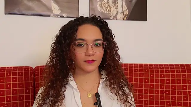 Snapshot of Taylor_Tina chatting on February 28, 2026, 8:36 am Taylor Tina online show from February 28, 2026, 8:36 am