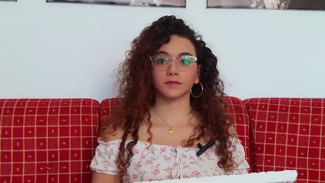 Snapshot of Taylor_Tina chatting on February 26, 2026, 3:01 pm Taylor Tina online show from February 26, 2026, 3:01 pm