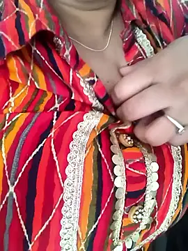 Snapshot of MISS_RIYA14 chatting on January 18, 2026, 11:13 am MISS RIYA14 online show from January 18, 2026, 11:13 am