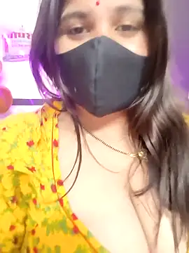 Snapshot of MISS_RIYA14 chatting on February 6, 2026, 5:09 pm MISS RIYA14 online show from February 6, 2026, 5:09 pm