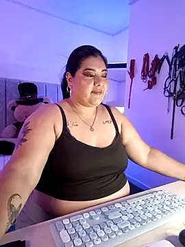 AndreaKinky online show from November 22, 2025, 8:24 am