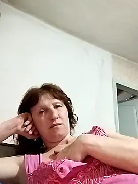 Flower2931 online show from February 11, 2026, 10:09 pm