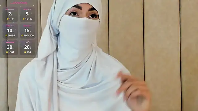 Snapshot of _Zahiira_ chatting on September 27, 2025, 12:00 pm Zahiira online show from September 27, 2025, 12:00 pm