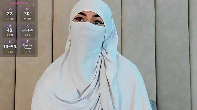 Snapshot of _Zahiira_ chatting on December 18, 2025, 12:09 pm Zahiira online show from December 18, 2025, 12:09 pm