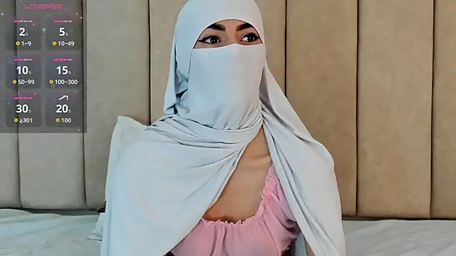 Snapshot of _Zahiira_ chatting on January 14, 2026, 12:20 pm Zahiira online show from January 14, 2026, 12:20 pm