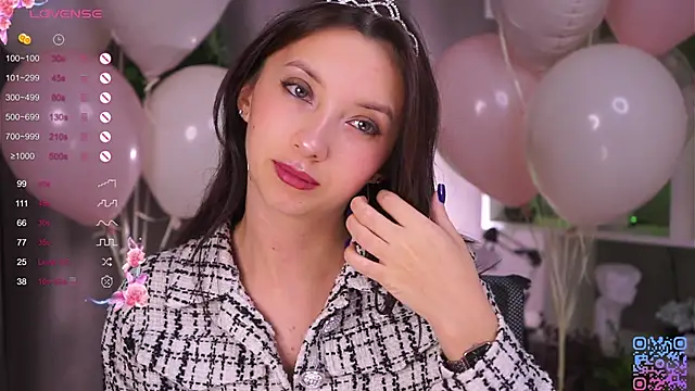 DaisyBlaze online show from November 7, 2025, 4:44 pm