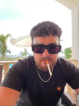 Snapshot of MrSavagexx chatting on April 16, 2026, 1:12 pm MrSavagexx online show from April 16, 2026, 1:12 pm