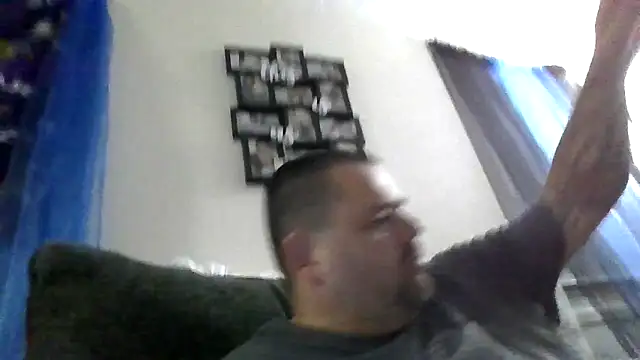 Chupapimunyano340 online show from April 22, 2026, 4:52 am