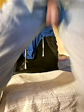 KalendaXL online show from November 16, 2025, 9:19 pm