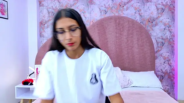 RavenGloomy online show from November 13, 2025, 7:51 pm