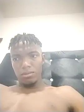 Sexcoin negro2689 online show from January 13, 2026, 12:36 am