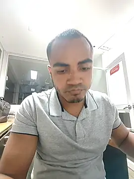 Snapshot of SanChacal5694 chatting on November 5, 2025, 10:35 pm SanChacal5694 online show from November 5, 2025, 10:35 pm