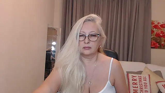 ValeriaSharm online show from February 6, 2026, 10:00 am