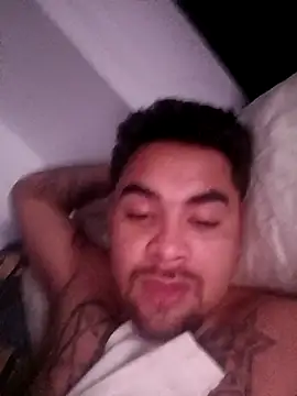 Maximo cum27 online show from April 1, 2026, 5:09 am