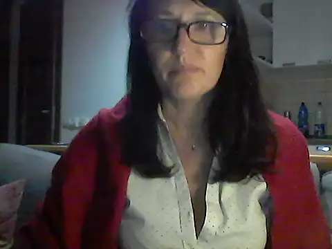 Snapshot of Elena48324 chatting on October 14, 2025, 4:51 pm Elena48324 online show from October 14, 2025, 4:51 pm