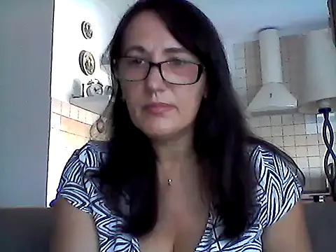 Snapshot of Elena48324 chatting on August 8, 2026, 8:10 am Elena48324 online show from August 8, 2026, 8:10 am
