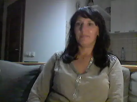 Snapshot of Elena48324 chatting on September 25, 2025, 5:08 pm Elena48324 online show from September 25, 2025, 5:08 pm