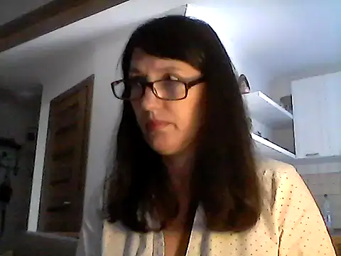 Snapshot of Elena48324 chatting on September 23, 2025, 10:11 am Elena48324 online show from September 23, 2025, 10:11 am