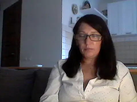 Snapshot of Elena48324 chatting on September 26, 2025, 11:17 am Elena48324 online show from September 26, 2025, 11:17 am