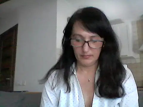 Snapshot of Elena48324 chatting on June 12, 2026, 1:09 pm Elena48324 online show from June 12, 2026, 1:09 pm