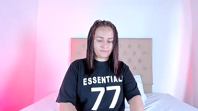 Zafiro  Brown online show from October 29, 2025, 10:58 am