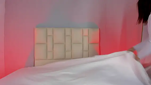 Zafiro  Brown online show from January 10, 2026, 12:00 pm