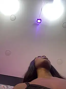 Skylar Smith  online show from February 12, 2026, 12:05 pm