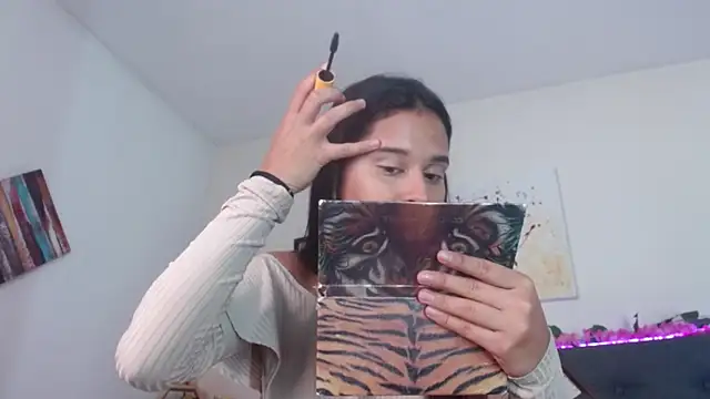 valentini villa online show from October 22, 2025, 7:24 pm