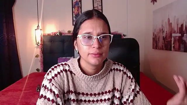 valentini villa online show from September 15, 2025, 1:33 pm