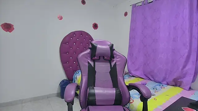 soffy rosses online show from December 22, 2025, 3:39 am