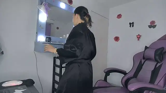 soffy rosses online show from May 23, 2026, 1:59 am