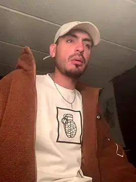 malek xarx  online show from November 27, 2025, 1:17 am