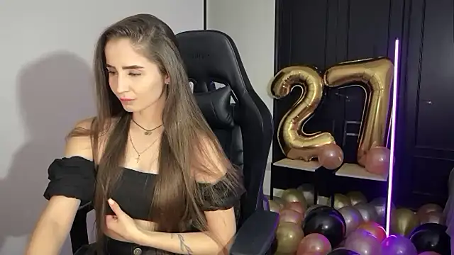 s meow online show from November 18, 2025, 1:10 am