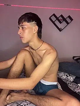 Snapshot of Danny_cute_05 chatting on September 19, 2025, 1:20 am Danny cute 05 online show from September 19, 2025, 1:20 am