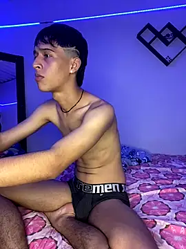 Snapshot of Danny_cute_05 chatting on September 18, 2025, 1:08 am Danny cute 05 online show from September 18, 2025, 1:08 am