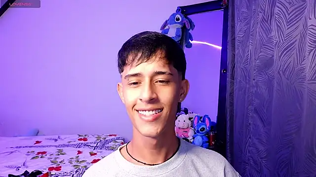 Snapshot of Danny_cute_05 chatting on October 8, 2025, 3:41 am Danny cute 05 online show from October 8, 2025, 3:41 am