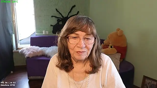 Betty Brick online show from July 31, 2026, 2:47 pm