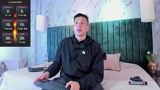 Dustin Sonne online show from October 26, 2025, 3:40 am