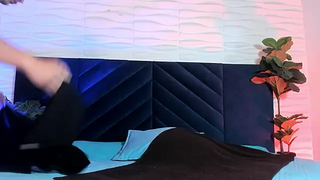 Dustin Sonne online show from March 24, 2026, 3:17 am