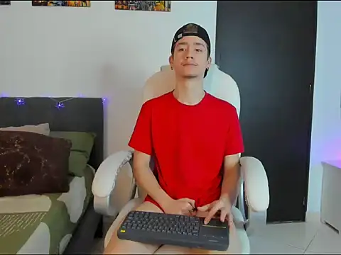 Snapshot of ThiagooJames chatting on February 6, 2026, 5:58 am ThiagooJames online show from February 6, 2026, 5:58 am