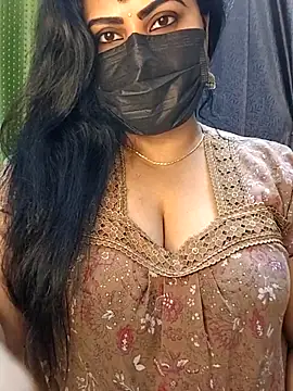 honey-flower online show from February 14, 2026, 4:40 pm