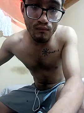 Snapshot of Single_lagunero chatting on September 18, 2025, 6:44 pm Single lagunero online show from September 18, 2025, 6:44 pm