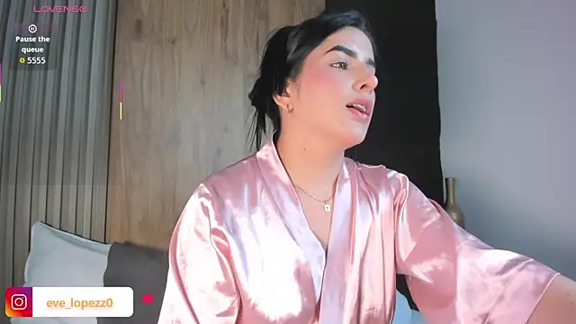 Snapshot of evelin_lopezz chatting on March 3, 2026, 2:18 am evelin lopezz online show from March 3, 2026, 2:18 am