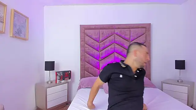 Lushian  online show from March 23, 2026, 4:51 pm