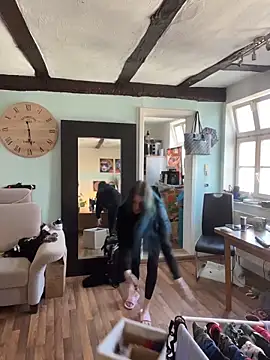 Seductively4 20 online show from March 10, 2026, 9:13 am