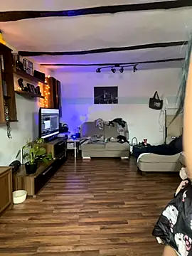 Seductively4 20 online show from November 18, 2025, 12:19 pm